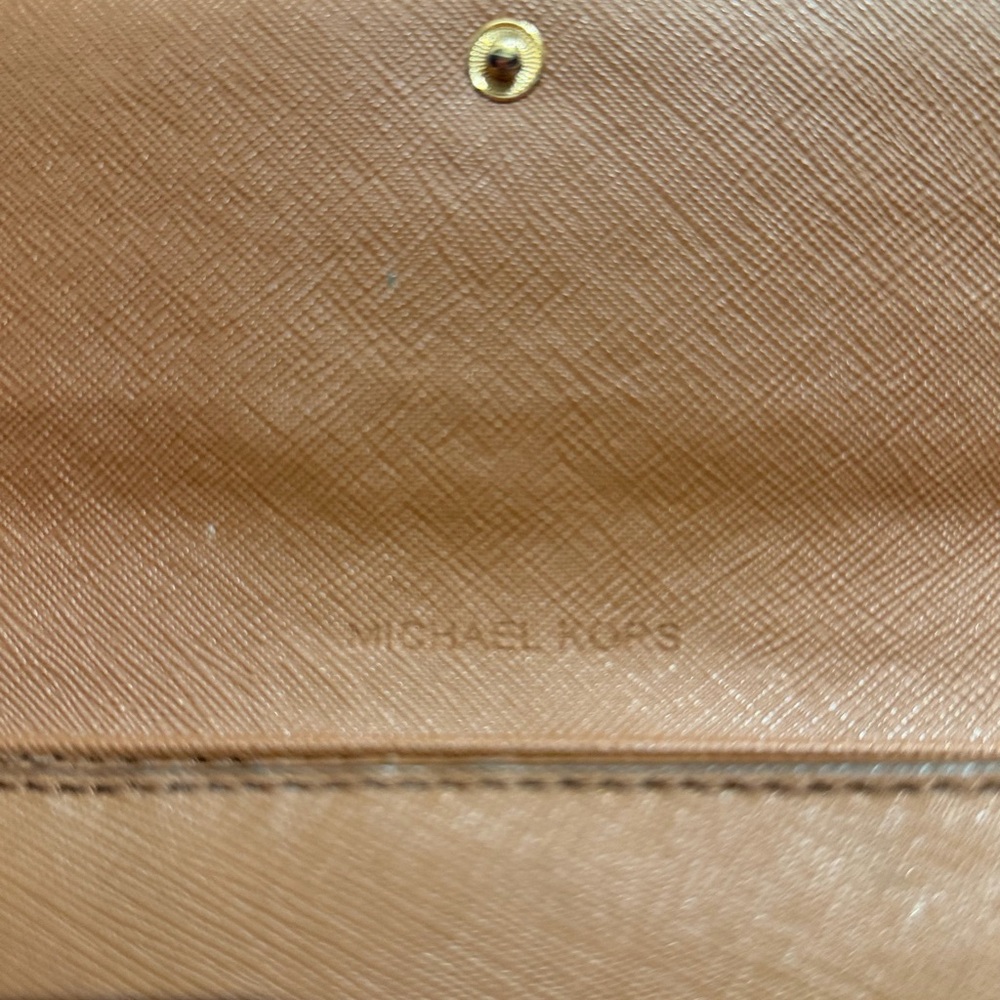 ❌SOLD❌Michael Kors Jet Set Travel Large Trifold Wallet Luggage Brown - Picture 4 of 16